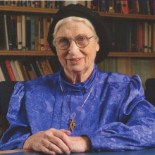 Esther Samuel Kahn